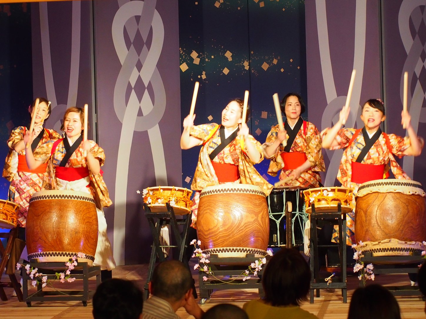 🏮 아키타 시민속예능전승관 (네부리나가시칸) 이미지 4